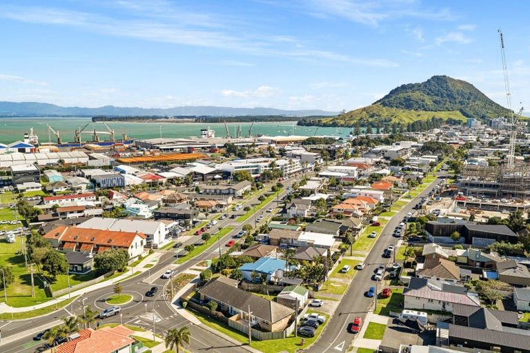 Photo of property in 367 Maunganui Road, Mount Maunganui, 3116