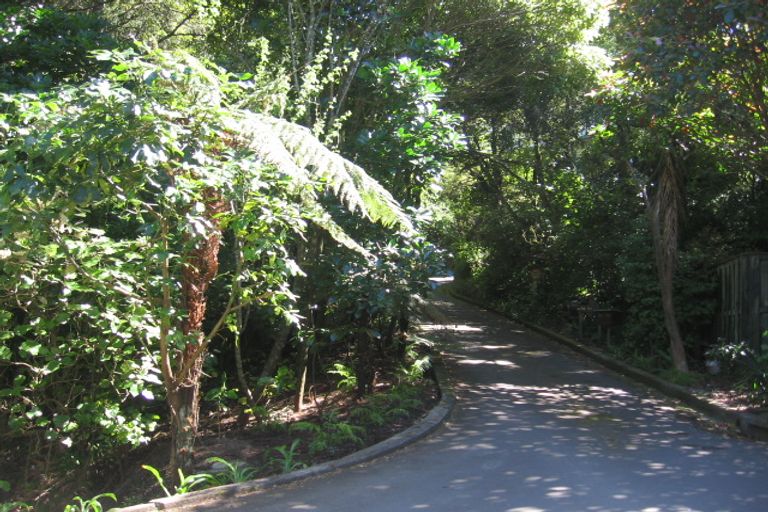 Photo of property in 56 Simla Crescent, Khandallah, Wellington, 6035