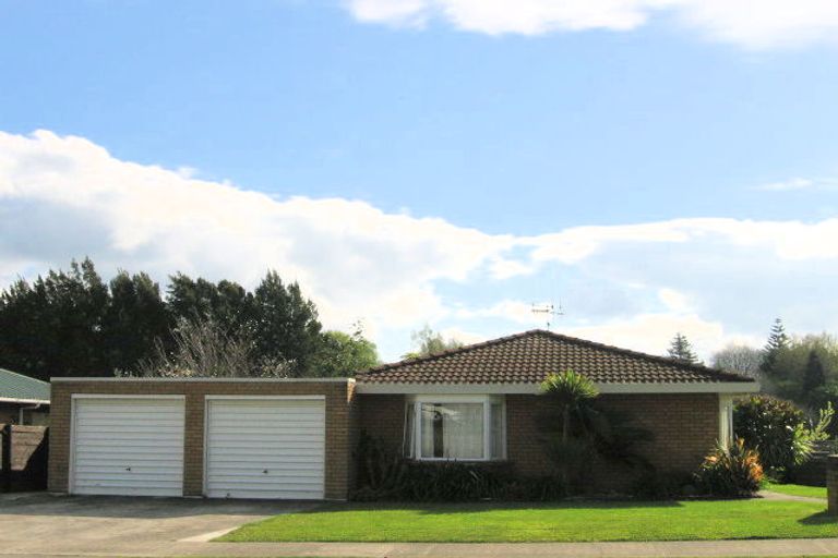 Photo of property in 82 Carlton Street, Bellevue, Tauranga, 3110