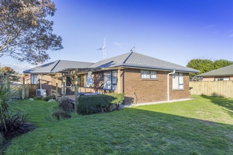 Photo of property in 14 Farnborough Drive, Nawton, Hamilton, 3200