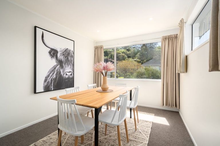 Photo of property in 20 Westhaven Drive, Tawa, Wellington, 5028