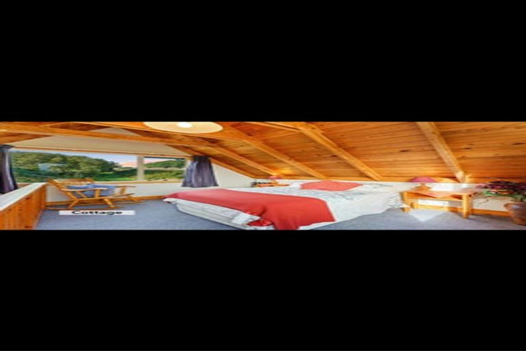 Photo of property in 101 Forest Lakes Road, Otaki, 5583