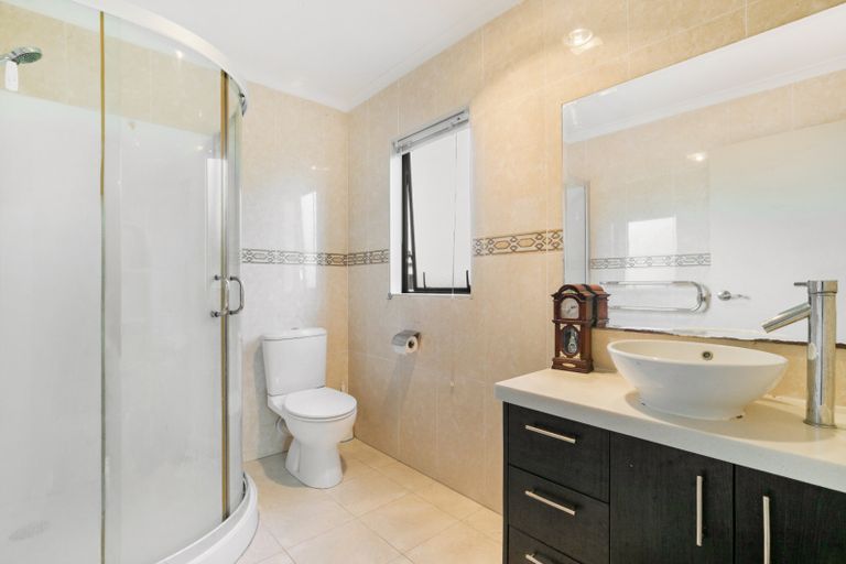Photo of property in 10 Janway Avenue, Flat Bush, Auckland, 2016