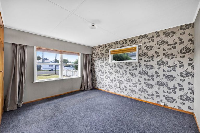 Photo of property in 25 Hunter Street, Hawera, 4610