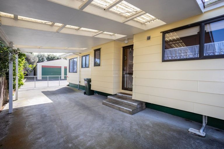 Photo of property in 49 Manuka Street, Castlecliff, Whanganui, 4501