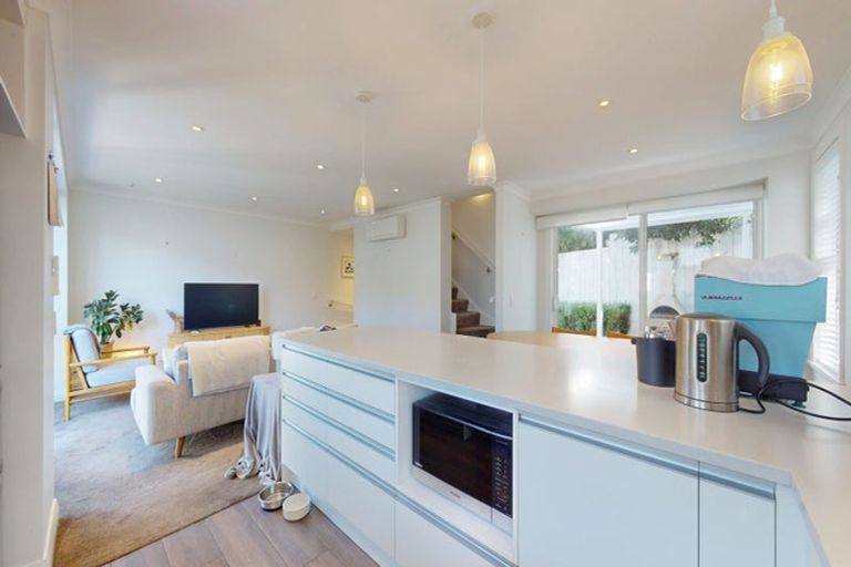 Photo of property in 57 Arcus Way, Hataitai, Wellington, 6021