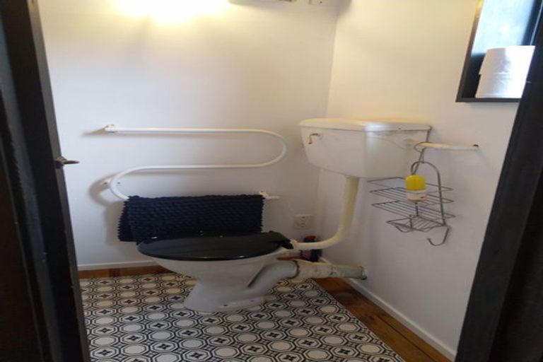 Photo of property in 2 Sea Vista Drive, Pukerua Bay, 5026