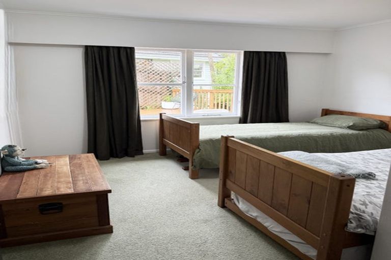 Photo of property in 11a Baroda Street, Khandallah, Wellington, 6035