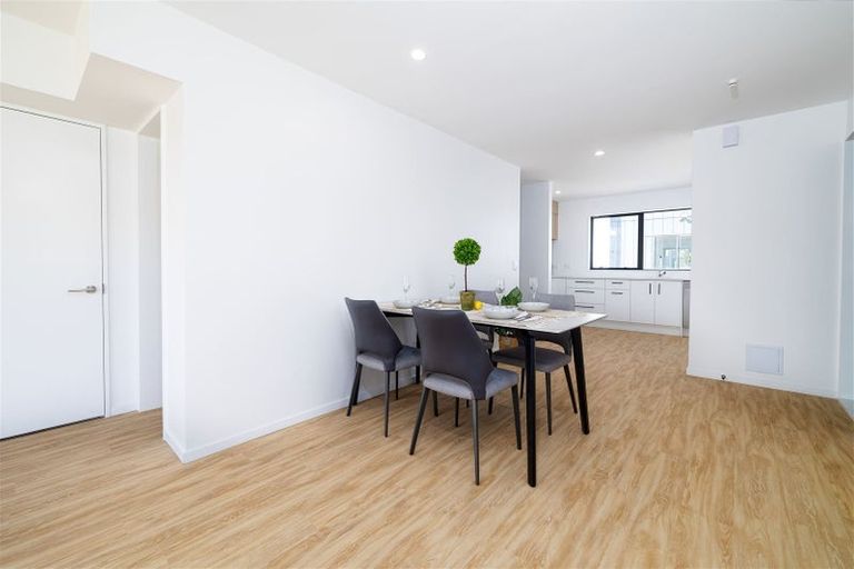 Photo of property in 1/304 Waterloo Road, Hornby, Christchurch, 8042