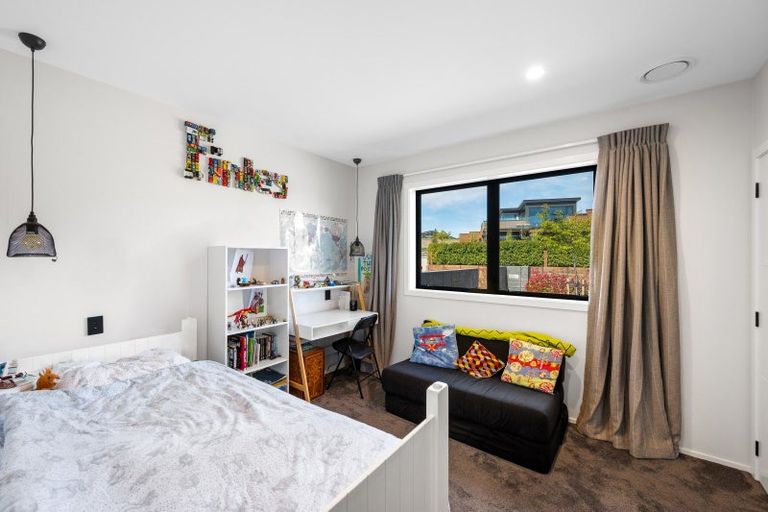 Photo of property in 13 Kotare Drive, Wanaka, 9305