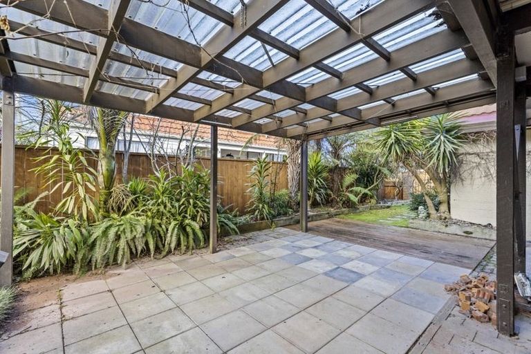 Photo of property in 24 Dawson Street, Hamilton East, Hamilton, 3216