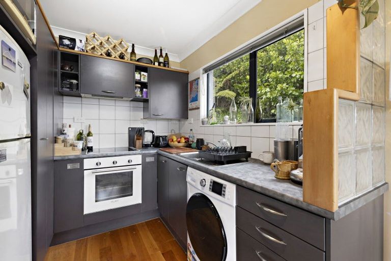 Photo of property in 80 Farnham Street, Mornington, Wellington, 6021