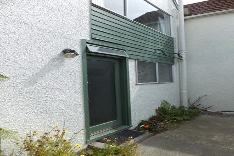 Photo of property in 4/12 Berry Street, St Albans, Christchurch, 8014