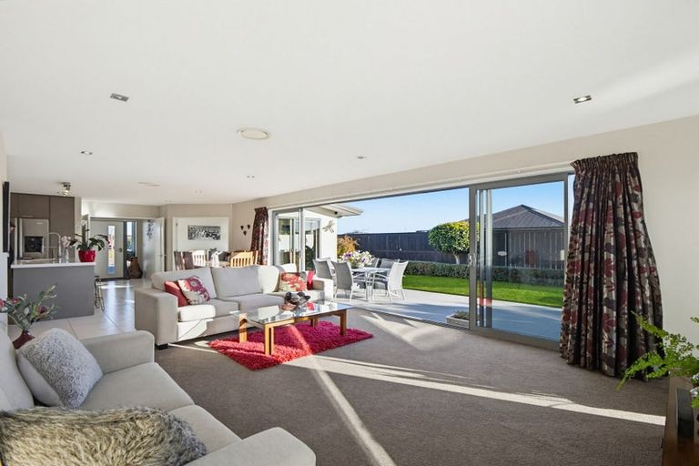 Photo of property in 27 Sovereign Boulevard, Kaiapoi, 7630