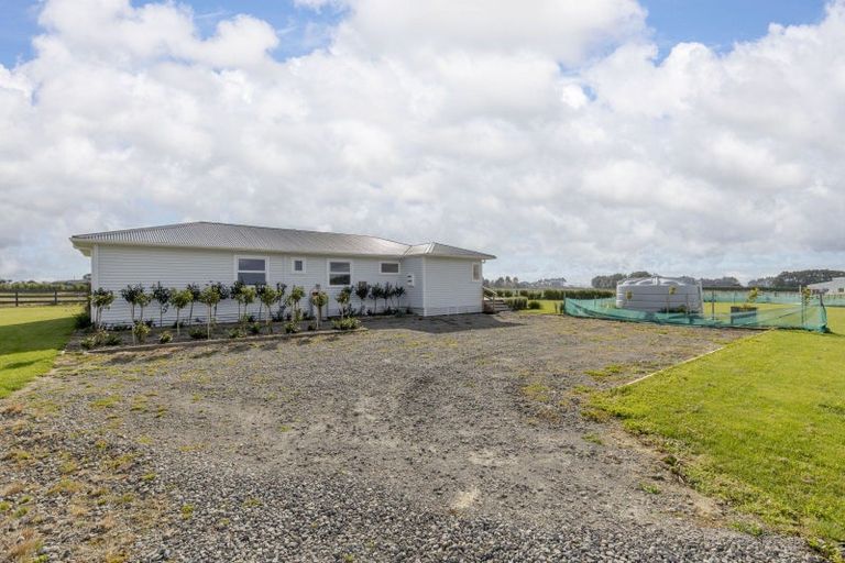Photo of property in 29 Matarikoriko Road, Brixton, Waitara, 4382