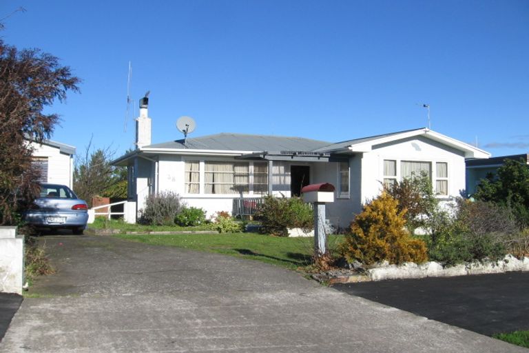 Photo of property in 38 Milton Street, Roslyn, Palmerston North, 4414