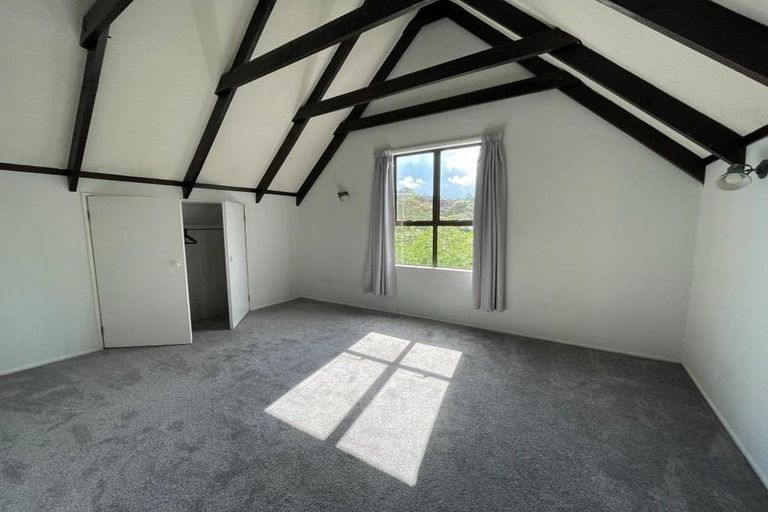 Photo of property in 1/17 Weetman Drive, Browns Bay, Auckland, 0630