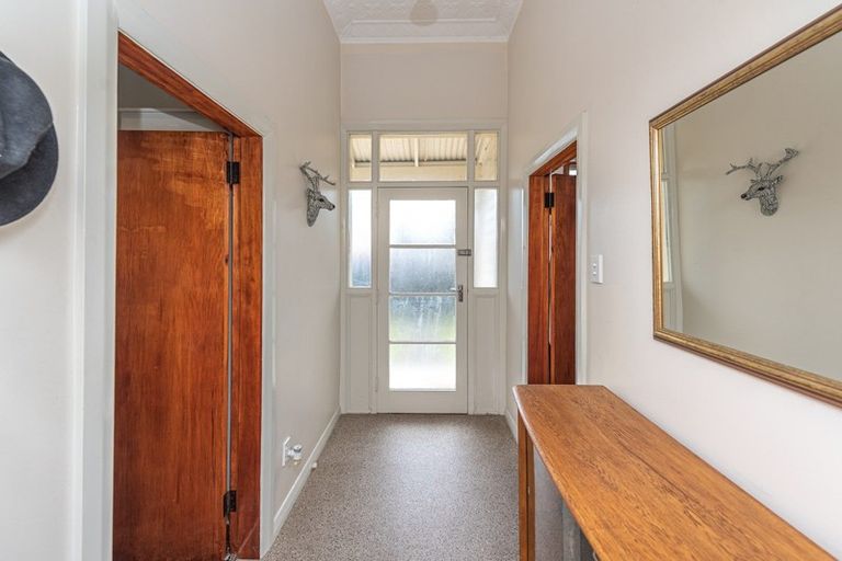 Photo of property in 69 Carlton Avenue, Tawhero, Whanganui, 4501