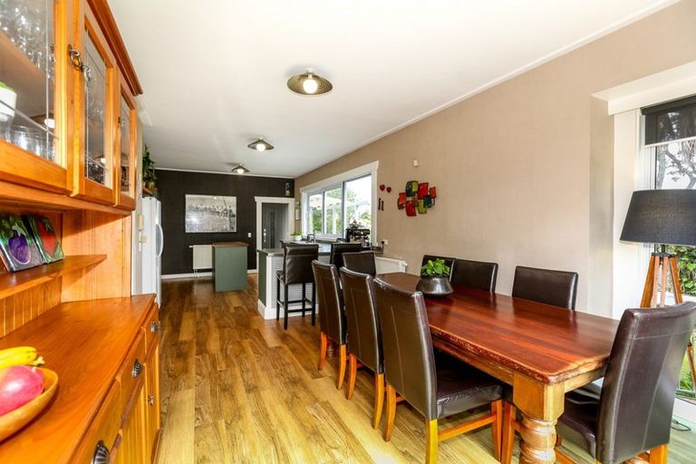 Photo of property in 8 Dorset Avenue, Westown, New Plymouth, 4310
