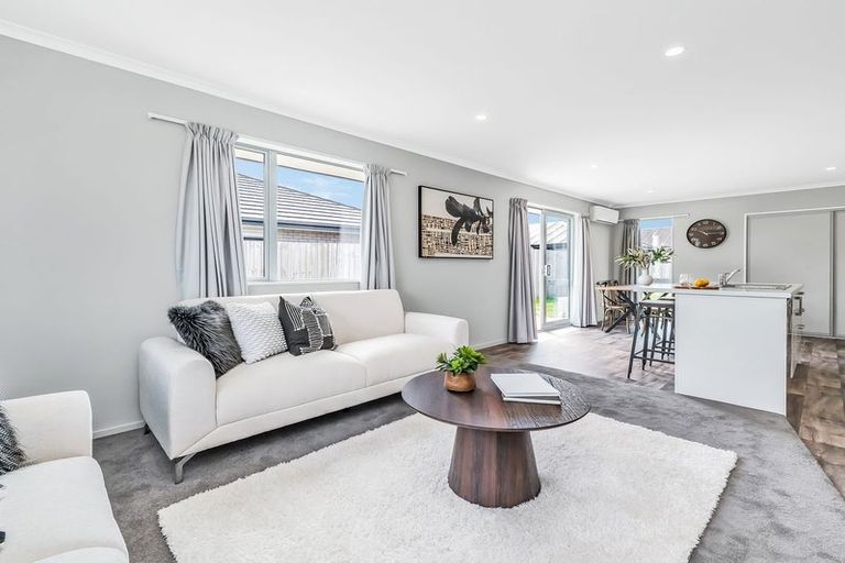 Photo of property in 52 Lucca Crescent, Rolleston, 7615