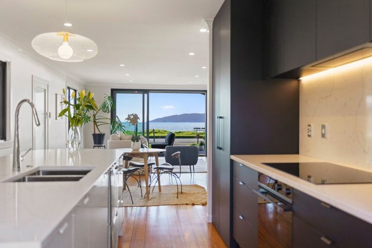 Photo of property in 79 Marine Parade, Paraparaumu Beach, Paraparaumu, 5032