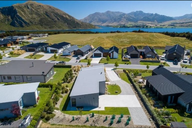 Photo of property in 68 Infinity Drive, Wanaka, 9305