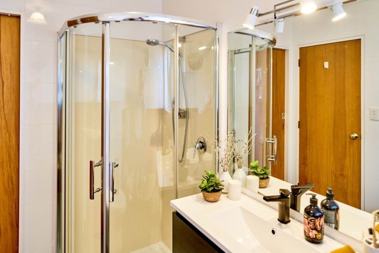 Photo of property in 57 Totara Crescent, Woburn, Lower Hutt, 5011