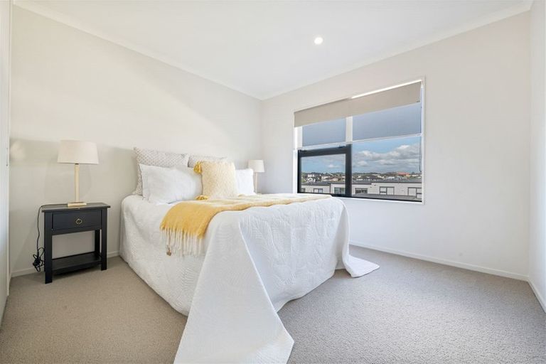 Photo of property in 9 Louis Braille Lane, Flat Bush, Auckland, 2019