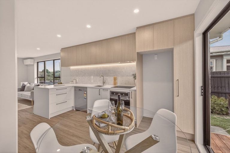 Photo of property in 2/22 Marine Parade, North New Brighton, Christchurch, 8083