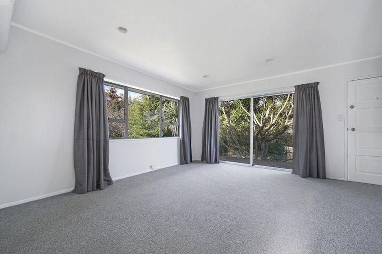 Photo of property in 1/49a Landon Avenue, Mangere East, Auckland, 2024