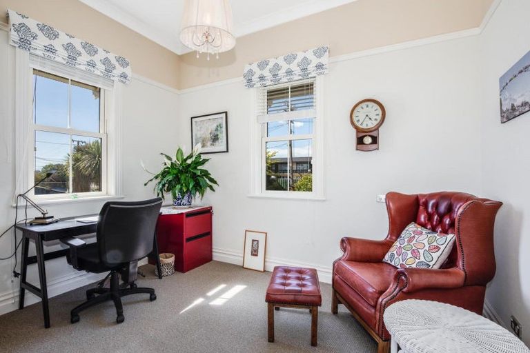 Photo of property in 2 Martin Street, Waikanae, 5036