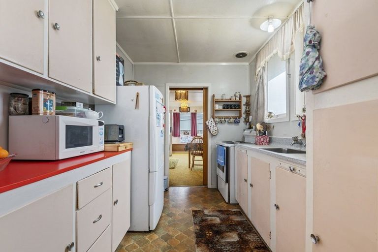 Photo of property in 129 Tirau Street, Putaruru, 3411
