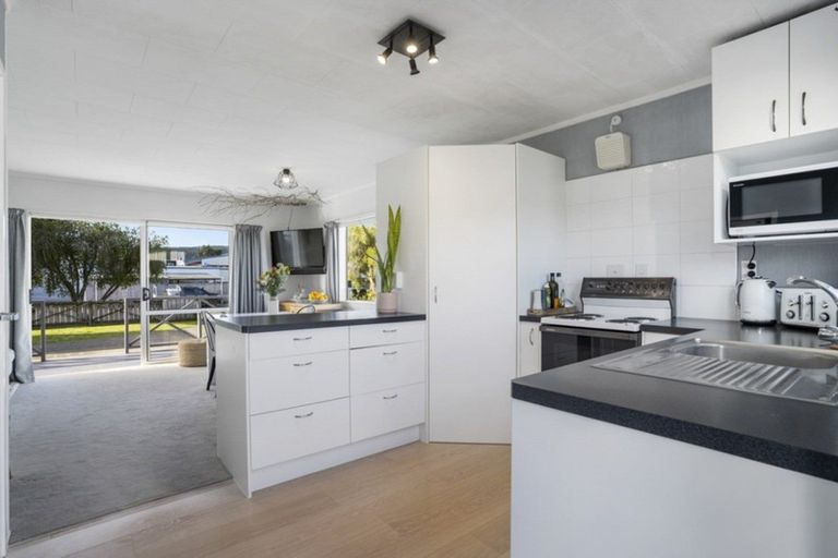 Photo of property in 111 Wattle Place, Whangamata, 3620