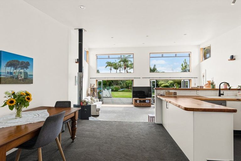 Photo of property in 26 Mccallum Drive, Sandspit, Warkworth, 0982