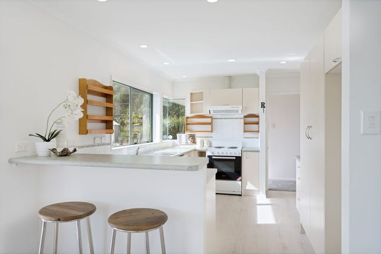 Photo of property in 29 Carling Avenue, Massey, Auckland, 0614