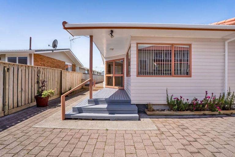 Photo of property in 3/18 Darnell Street, Fitzroy, New Plymouth, 4312