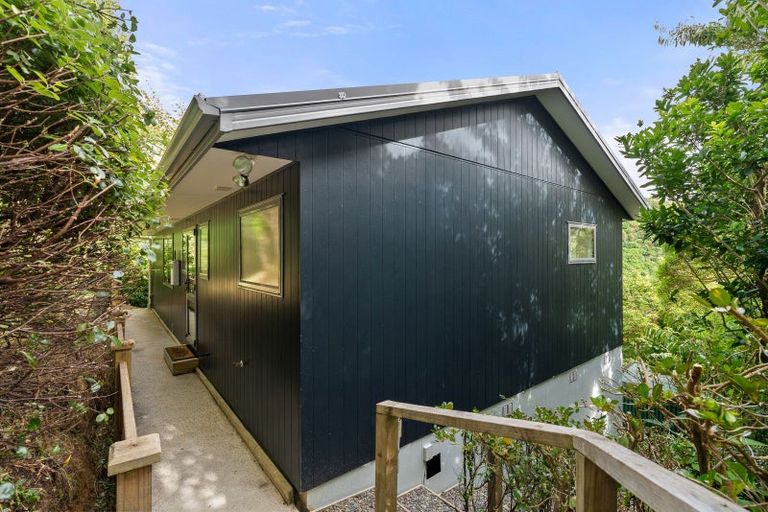 Photo of property in 57a Mandalay Terrace, Khandallah, Wellington, 6035