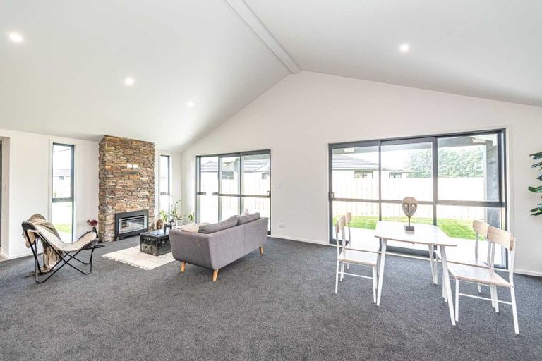 Photo of property in 30 Oldfield Lane, Marton, 4710