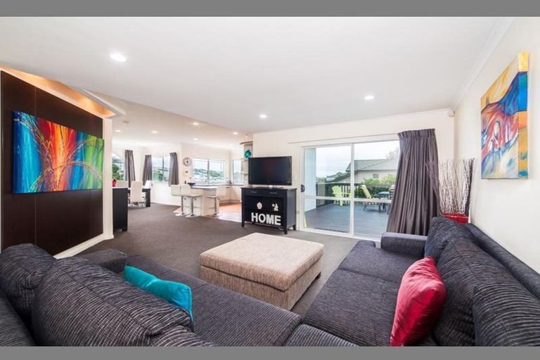 Photo of property in 56 Helvetia Drive, Browns Bay, Auckland, 0630
