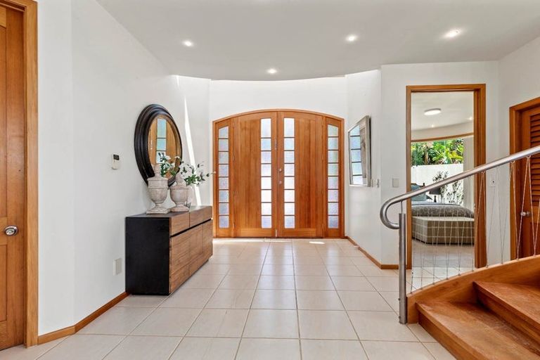 Photo of property in 5 Gilberd Place, Torbay, Auckland, 0630