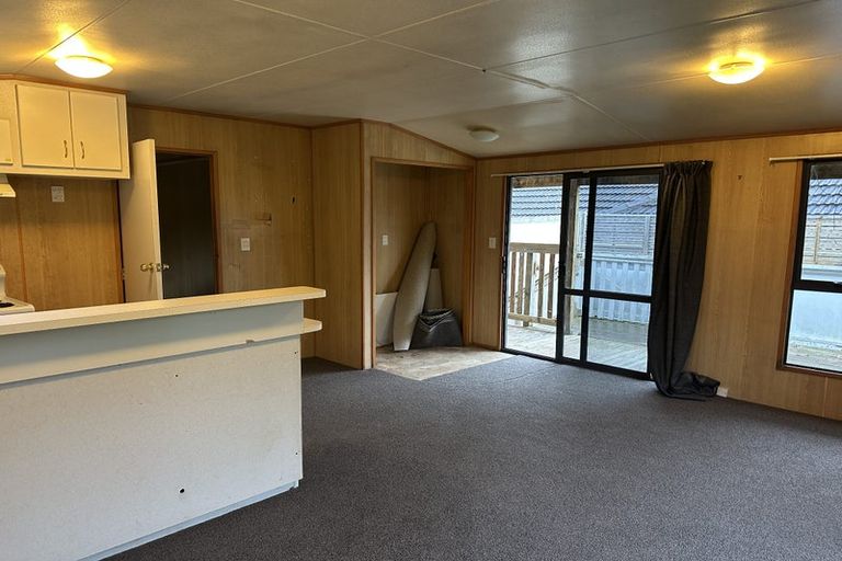 Photo of property in 190a Lake Road, Northcote, Auckland, 0627