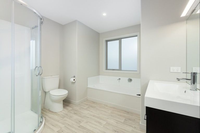 Photo of property in 210 Lakes Boulevard, Pyes Pa, Tauranga, 3112