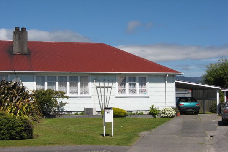 Photo of property in 14- 16 Gothard Place, Westport, 7825