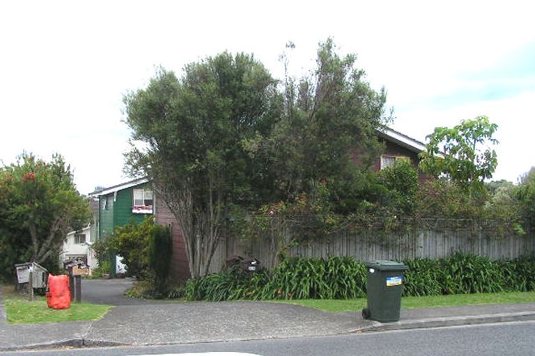 Photo of property in 3/5 Eversleigh Road, Belmont, Auckland, 0622