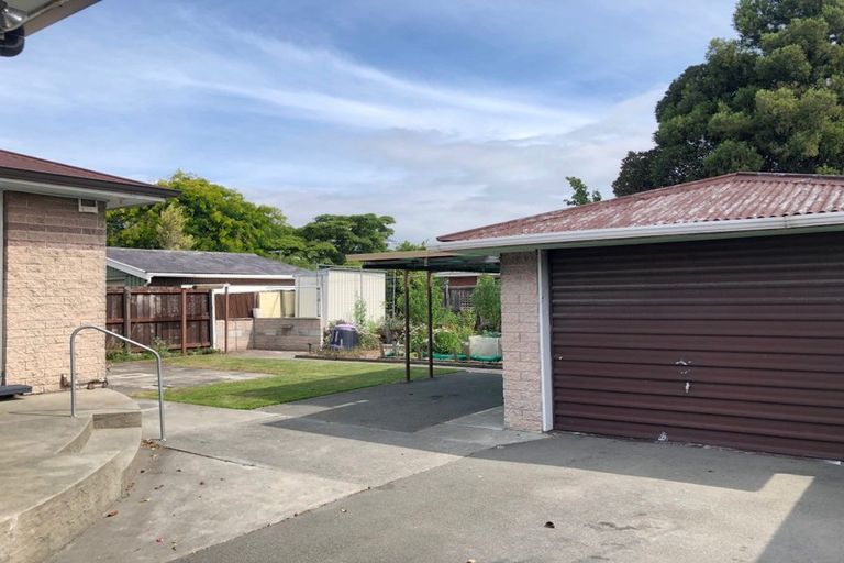 Photo of property in 11 Evesham Crescent, Spreydon, Christchurch, 8024