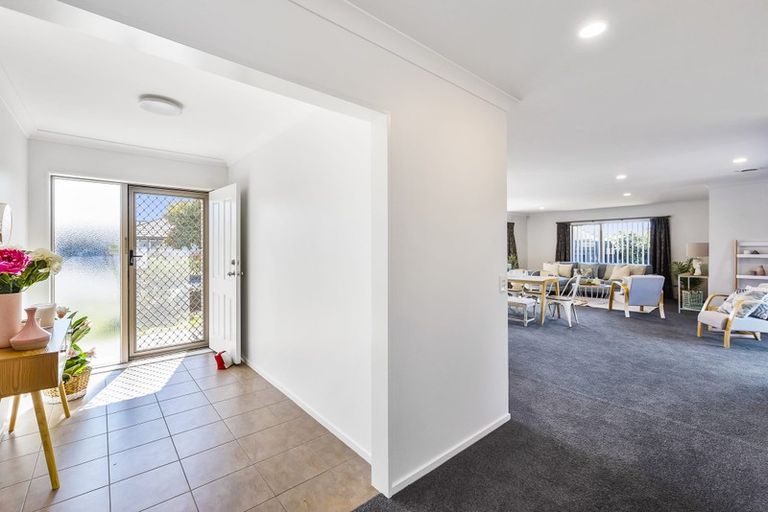 Photo of property in 10 Manhattan Court, Paraparaumu Beach, Paraparaumu, 5032