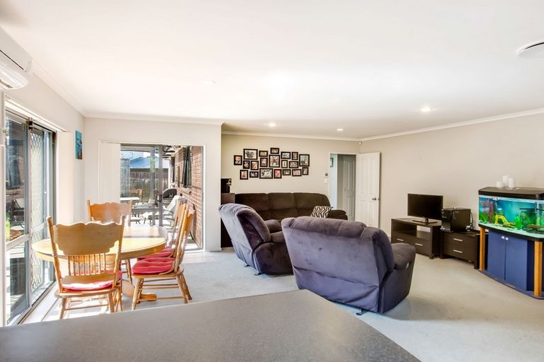 Photo of property in 68 Kaiwaka Road, Waiuku, 2123