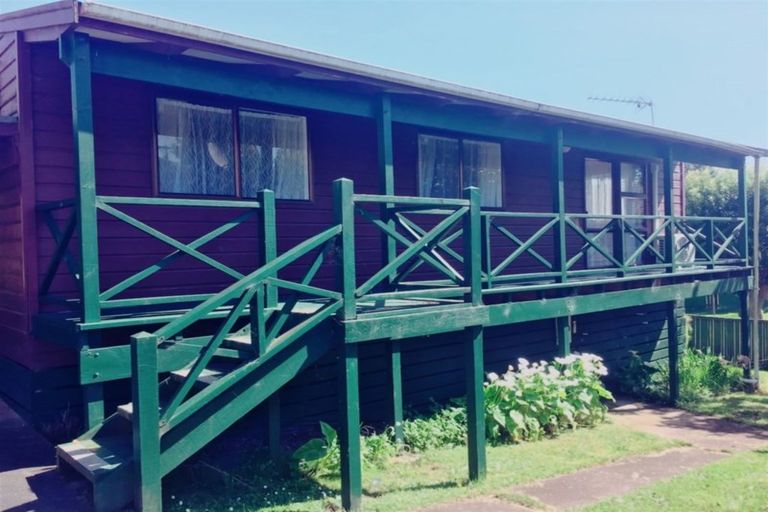 Photo of property in 2/64 Mcleod Road, Te Atatu South, Auckland, 0610