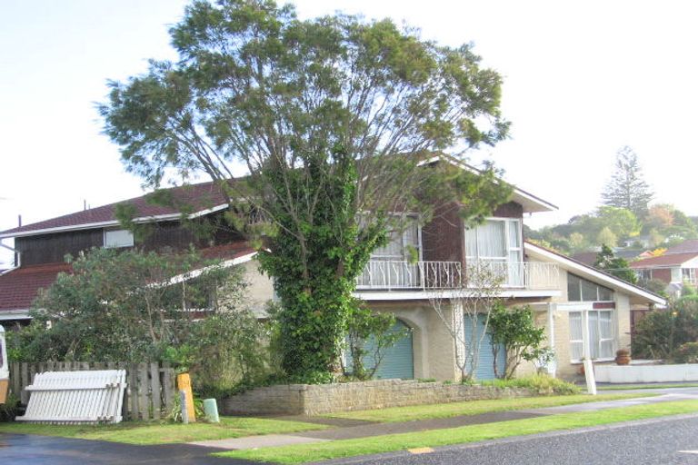 Photo of property in 2/1 Serrita Avenue, Sunnyhills, Auckland, 2010