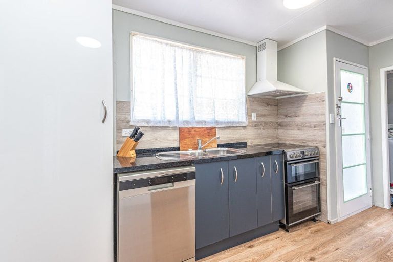 Photo of property in 27 Ward Street, Aramoho, Whanganui, 4500